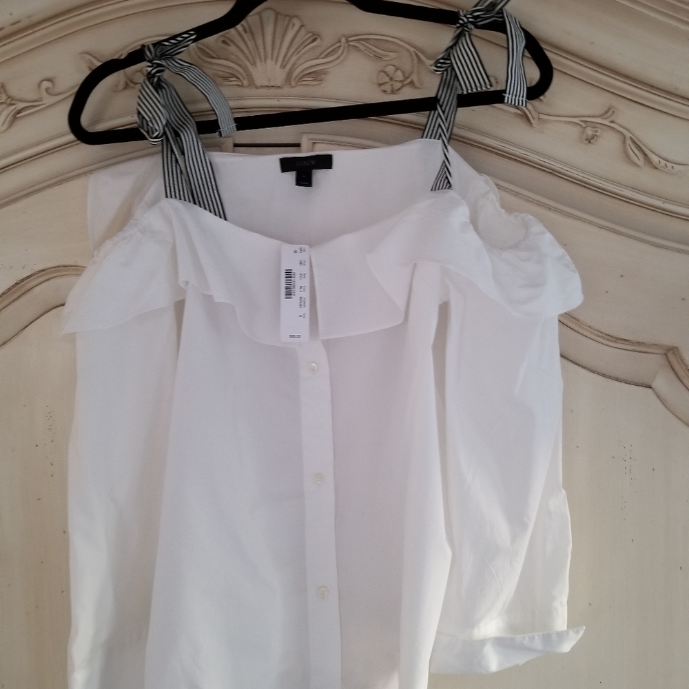 Shirt size small